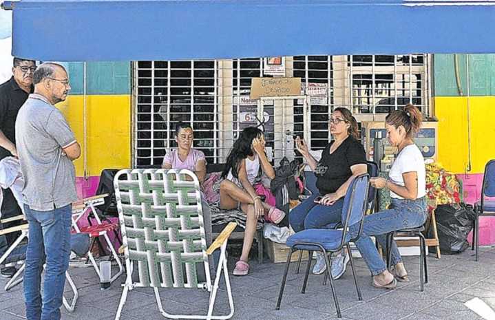 Prohiben salir del país a imputados por el caso "Almacén de la Alegría"