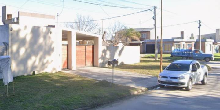 Estaba en su casa con su hijo y lo mataron ladrones que entraron a robarles