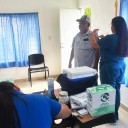 EL GOBIERNO DEL BIOL. RAMIRO CORTEZ CONTINÚA CON SU JORNADA DE VACUNACIÓN CONTRA LA INFLUENZA, COVID