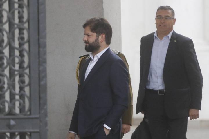 Juzgado sobresee definitivamente a Presidente Boric por contratación de abogado financiado con fondos públicos para su defensa