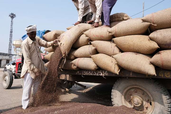 Indian Agriculture Bourse Gets Nod For New Mutual Fund Platform