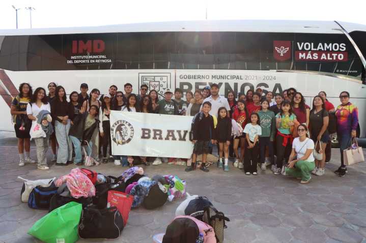 Apoya Carlos Peña Ortiz al equipo de Gimnasia del IMD en Torneo Nacional