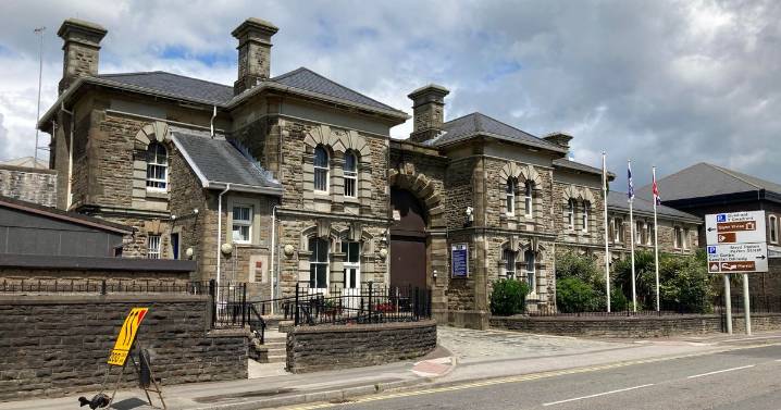 Man who died in prison was awaiting arson sentence