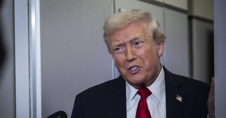 EE.UU. suspende todas las decisiones de asilo tras la orden de Trump de frenar la inmigración