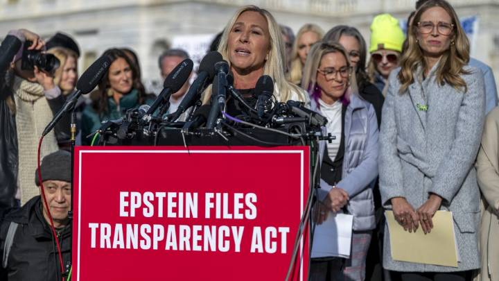 How Marjorie Taylor Greene went from a top Trump ally to choosing to resign