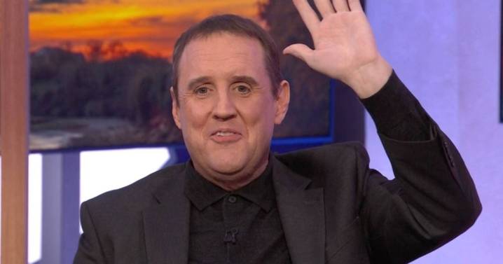 Peter Kay' 'unrecognisable' as he makes rare TV appearance to announce huge news