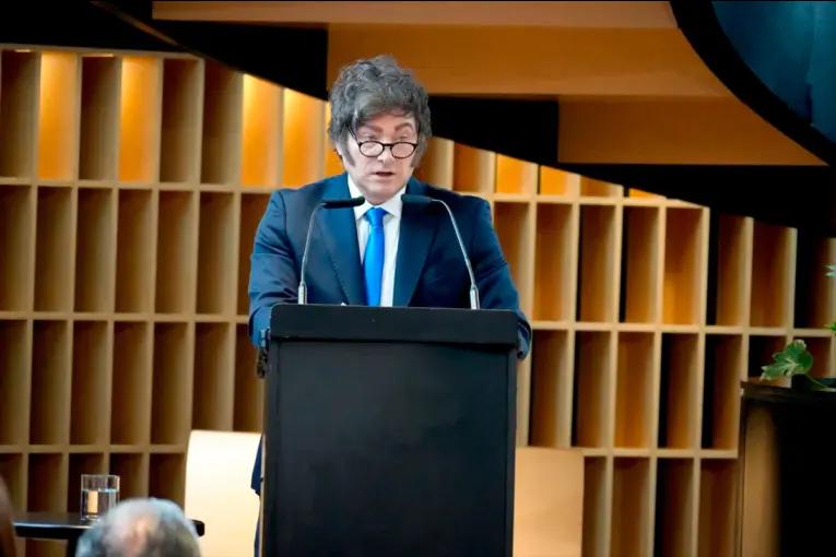 "Abróchense los cinturones": Milei anticipó más reformas y prometió crecimiento de la economía