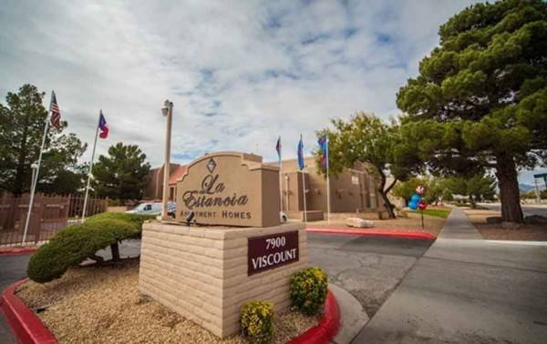 Muere un hombre en tiroteo frente a los apartamentos La Estancia