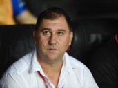 Polémica con Walter Otta, DT de Morón, rival de Deportivo Madryn en la Primera Nacional: la AFA lo suspendió 30 días por una presunta fake news