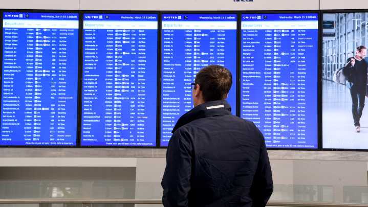 Latest flight delay, cancellation numbers for Newark Airport amid cuts