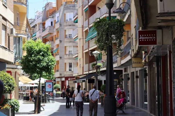 Andújar activa el Bono Comercio navideño con 50 establecimientos adheridos al programa