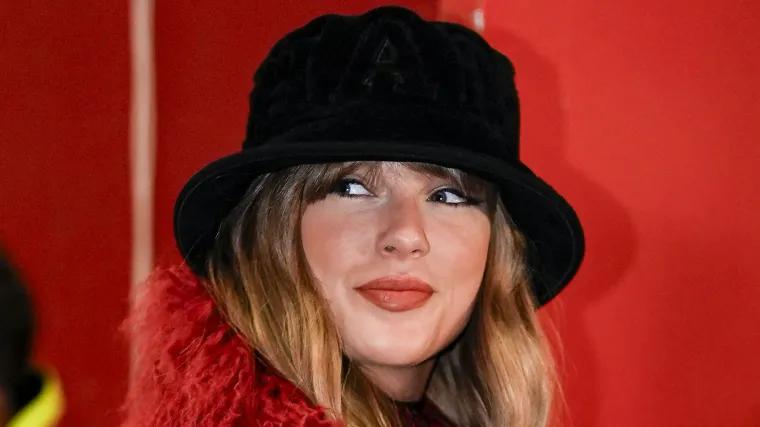 Is Taylor Swift at Chiefs vs. Colts today? Updates on if star is watching Travis Kelce in NFL Week 13