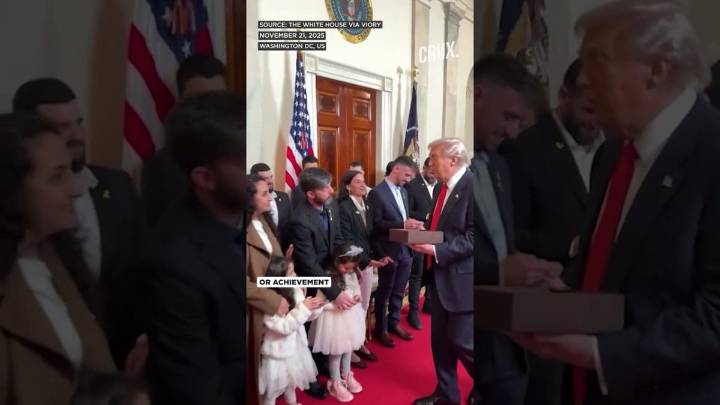 “You Are Heroes” Trump Honors Freed Israeli Hostages In White House Ceremony