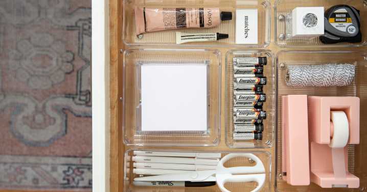 15-Minute Decluttering Tasks, According to a Home Organizer