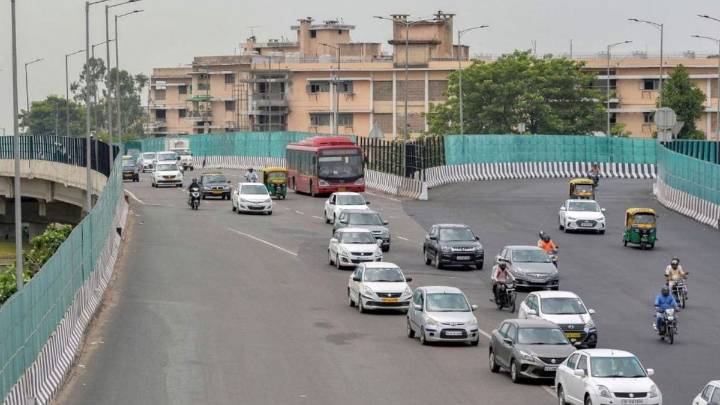Dhaula Kuan Traffic Snarls To End In 6 Months: NHAI Begins Road Widening Work Near Subroto Park
