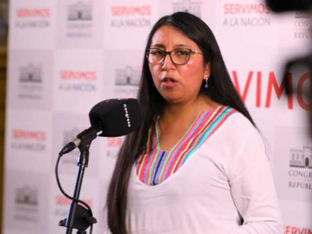 Ruth Luque cuestiona aprobación de informe que inhabilita a Delia Espinoza: "Evidencia arbitrariedad"