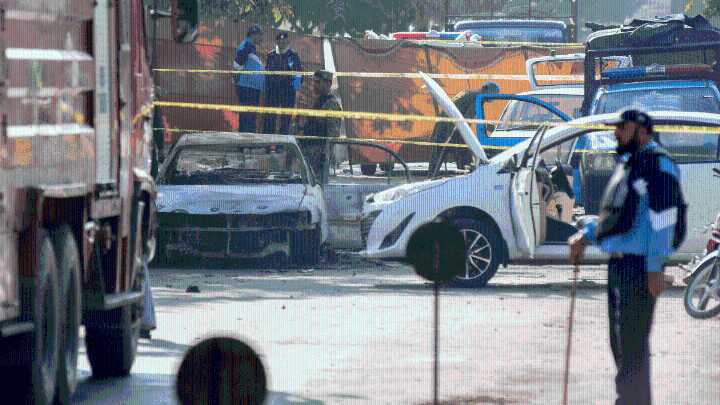 Pakistan deploys army to protect Sri Lankan cricketers after blast kills 12 in Islamabad