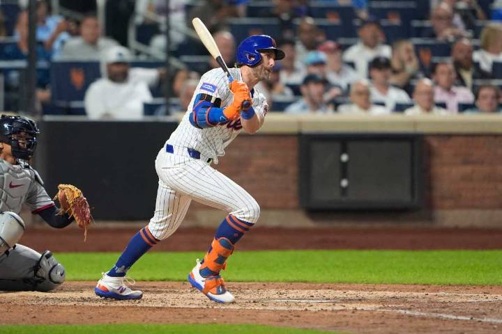 Mets’ Jeff McNeil should be OK for spring training after thoracic outlet procedure