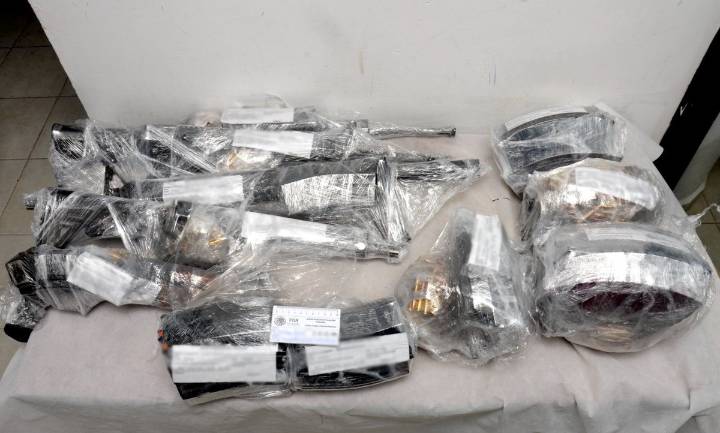 Condenan a 14 años de cárcel a dos sujetos por portación de armas