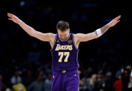 How to Watch Lakers vs Hawks: Live Stream NBA, TV Channel