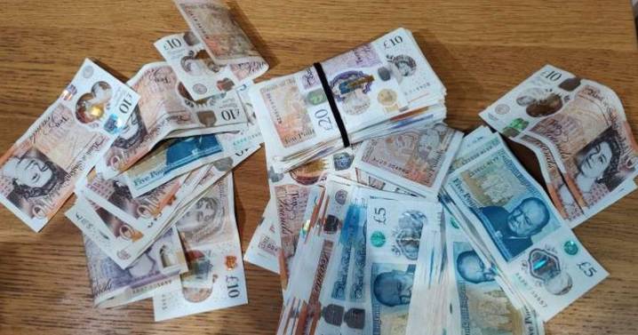 Blades, drugs and cash seized after police chase through Stockport