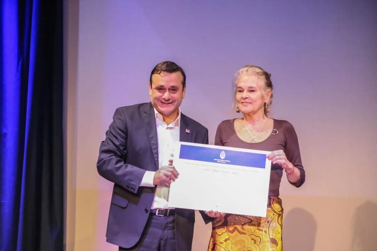 En medio de ausencias y autocríticas se entregaron diplomas a diputados electos