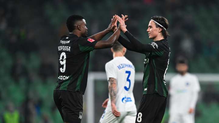 Jhon Córdoba, inspirado en la Premier League rusa: se despachó con gol y asistencia en el triunfo del líder Krasnodar (video)