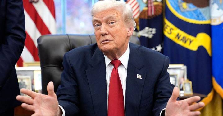 Donald Trump Ate in Bed 'Like a Feral Child' Amid Secret Service Feud