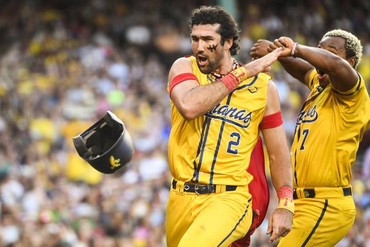 Here’s How to Get Savannah Bananas Tickets for Wrigley Field 2026