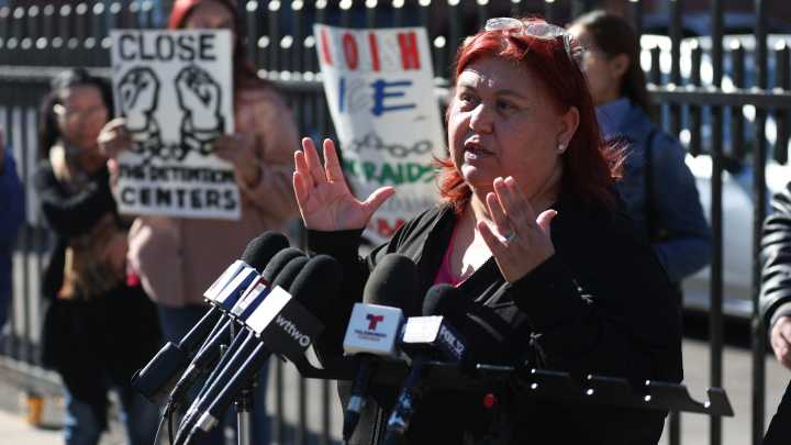 Chicago responds to migrant crackdown with lawsuits, probes of federal agents