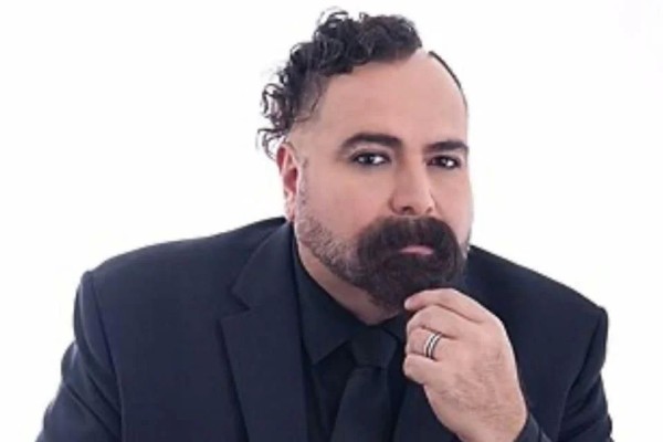 Fallece el diseñador Héctor Terrones, el mago del corset