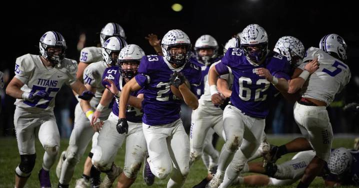Wilmington zooms past El Paso-Gridley, earns spot in Class 2A state title game – Shaw Local