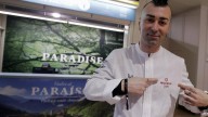 Diego Fernández, del restaurante Regueiro en la pequeña aldea de Tox (Navia), recién llegado de la gala Michelin: "La primera estrella tardó 14 años, la segunda será antes"
