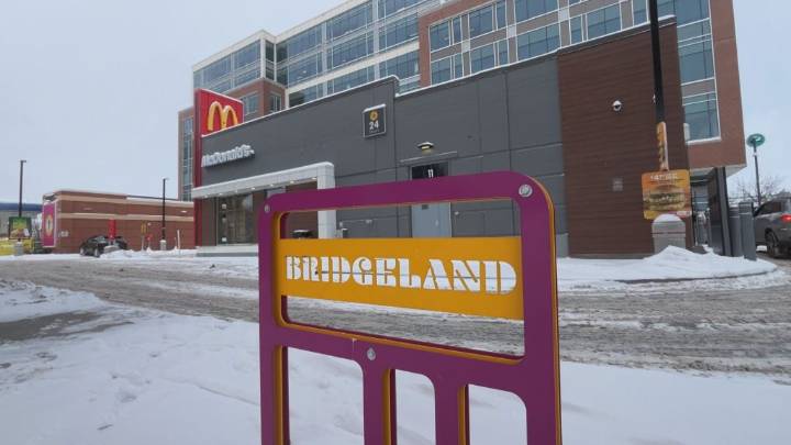 Calgary McDonald’s tests drive-thru, takeout only model to combat ‘social disorder’