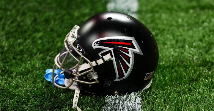 Patriots vs. Falcons preview: Week 9 stats, injuries, players to watch