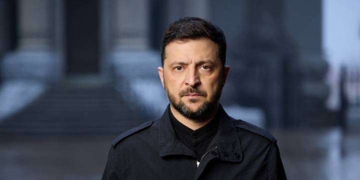 Volodimir Zelensky: “Ucrania se enfrenta a una decisión crucial, perder la dignidad o arriesgarse a perder a un socio clave”