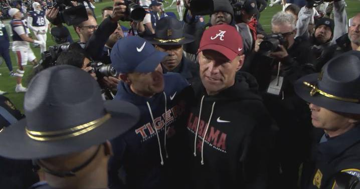 No. 10 Alabama escapes Auburn with a 27-20 victory thanks to Simpson