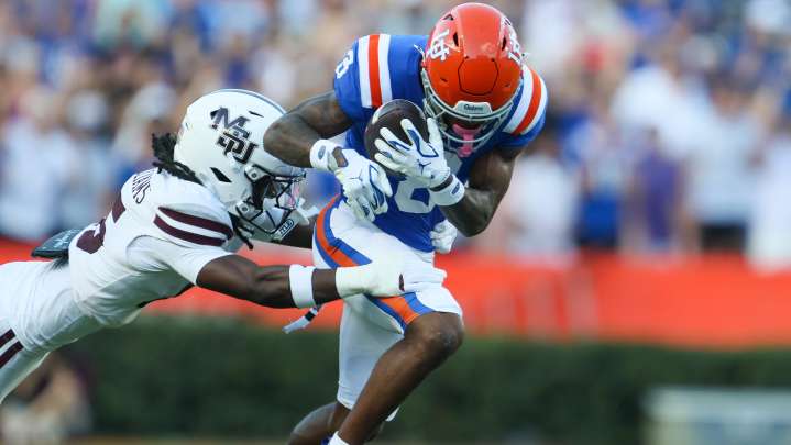 Florida football starting WR could return for Kentucky