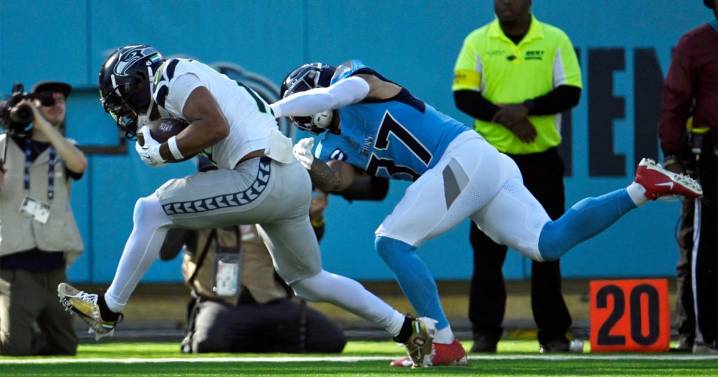 Smith-Njigba and Garrett put two NFL records in jeopardy before Thanksgiving