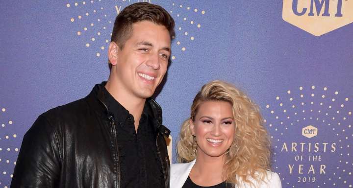 Tori Kelly Gives Birth, Welcomes First Child With Husband Andre Murillo – See the First Photos! | Andre Murillo, Birth, Celebrity Babies, Tori Kelly | Celebrity News and Gossip | Entertainment, Photos