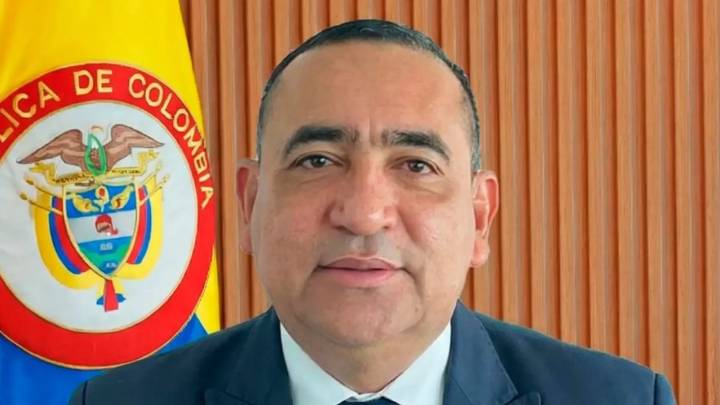 Luis Fernando Martínez asume la dirección de la Aeronáutica Civil de Colombia