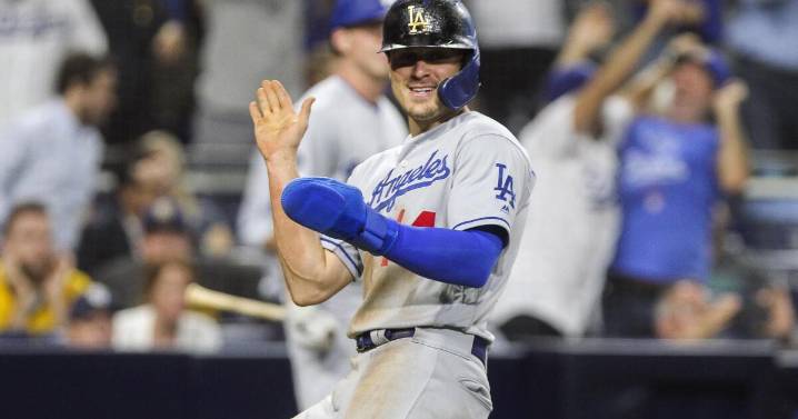 Kike Hernández se opera el codo izquierdo y se perderá el Clásico Mundial de Béisbol 2026