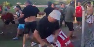 Brutal pelea entre facciones de Camioneros en un torneo de fútbol: la interna entre Hugo y Pablo Moyano detrás del conflicto