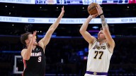 Luka Doncic logra triple doble en nueva victoria de Lakers ante El Heat