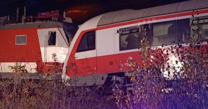 Horror as trains crash as emergency services rush in and people shout 'we need doctors'