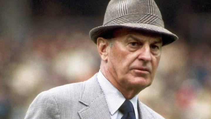 MassMu's Paul Brown exhibits remind attendees of his coaching genius