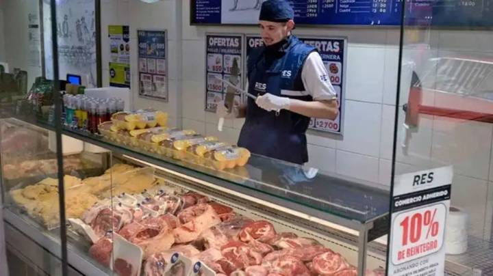 La inflación en alimentos se aceleró en noviembre por el aumento de la carne