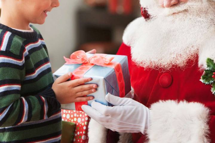Man Says Woman He's Dating Is Mad He Won't Dress Up as Santa for Her Kids