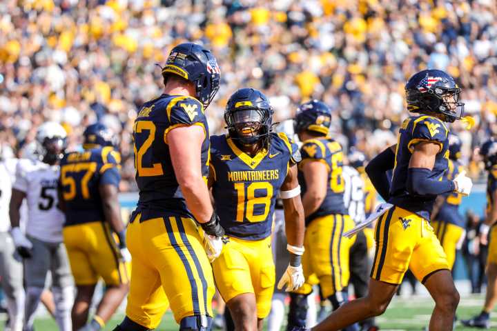 Keeping up with Jones: Sophomore bandit assumes offensive role to spark 29