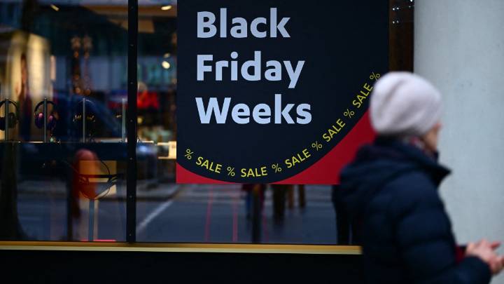 Black Friday: Los estadounidenses se preparan para gastar $1 billón (trillion) esta temporada de compras navideñas